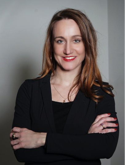 Dorothée LENEUF reprend la Miroiterie d’Aunis