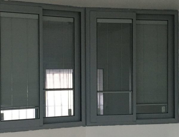 Découvrez le vitrage avec store intégré