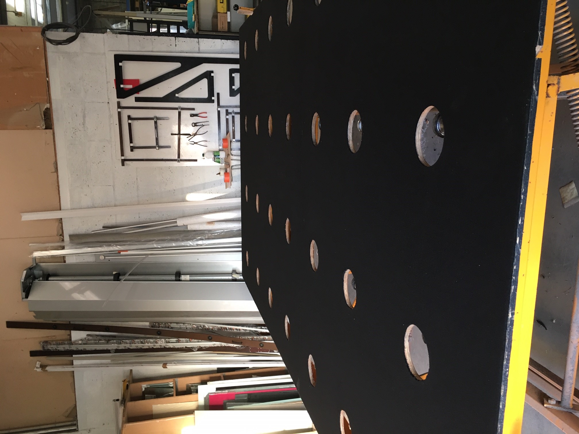 Découpe de verre sur mesure la Rochelle Zoom Table de découpe de menuiserie d'Aunis