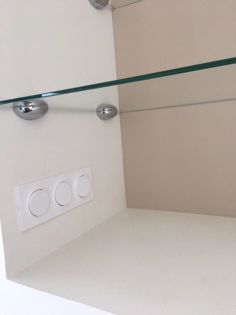 Fabrication et pose Etagère en verre sur Mesure à la Rochelle