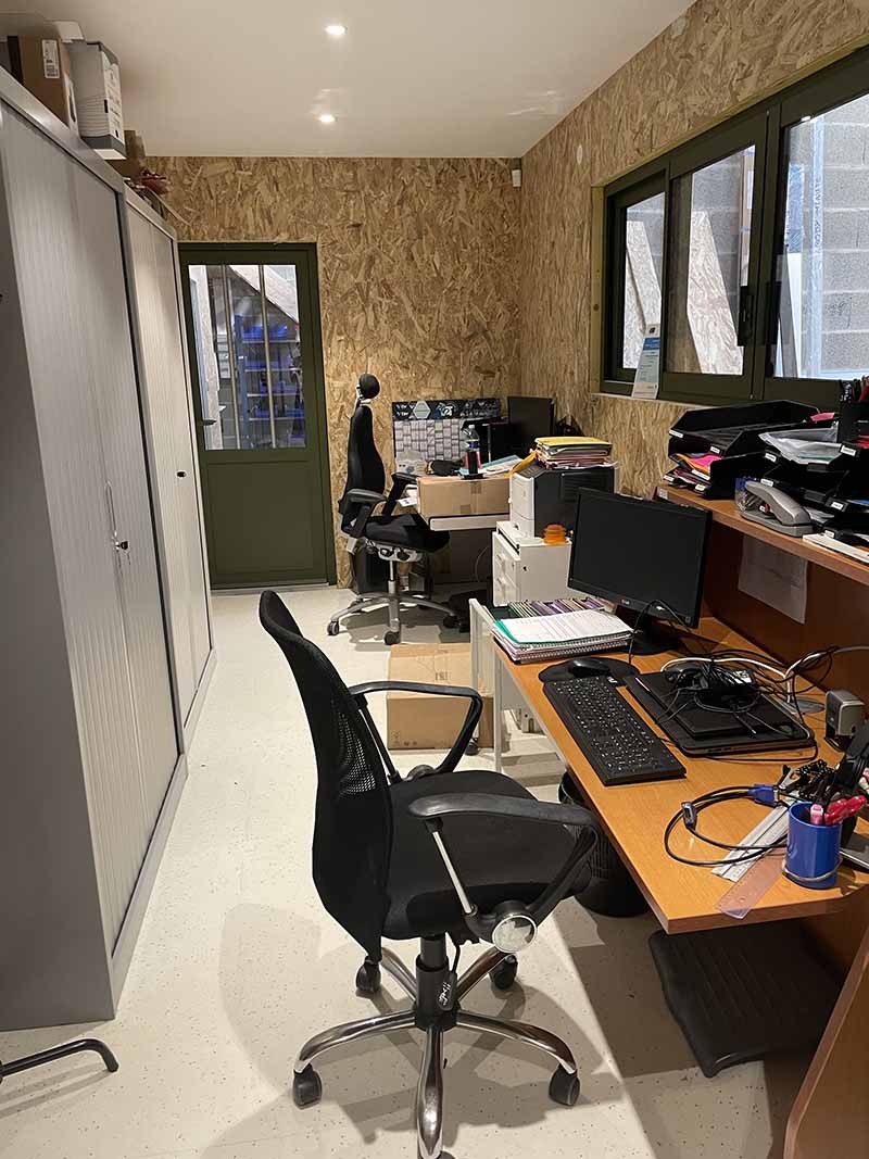 Nouveaux bureaux administratifs de la Miroiterie et Menuiseries d'Aunis dans le Parc Atlantica de La Rochelle